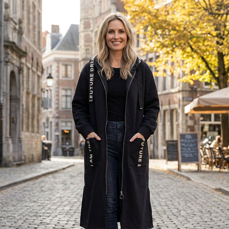 Nissa | Abrigo tipo sudadera con capucha oversize para mujer
