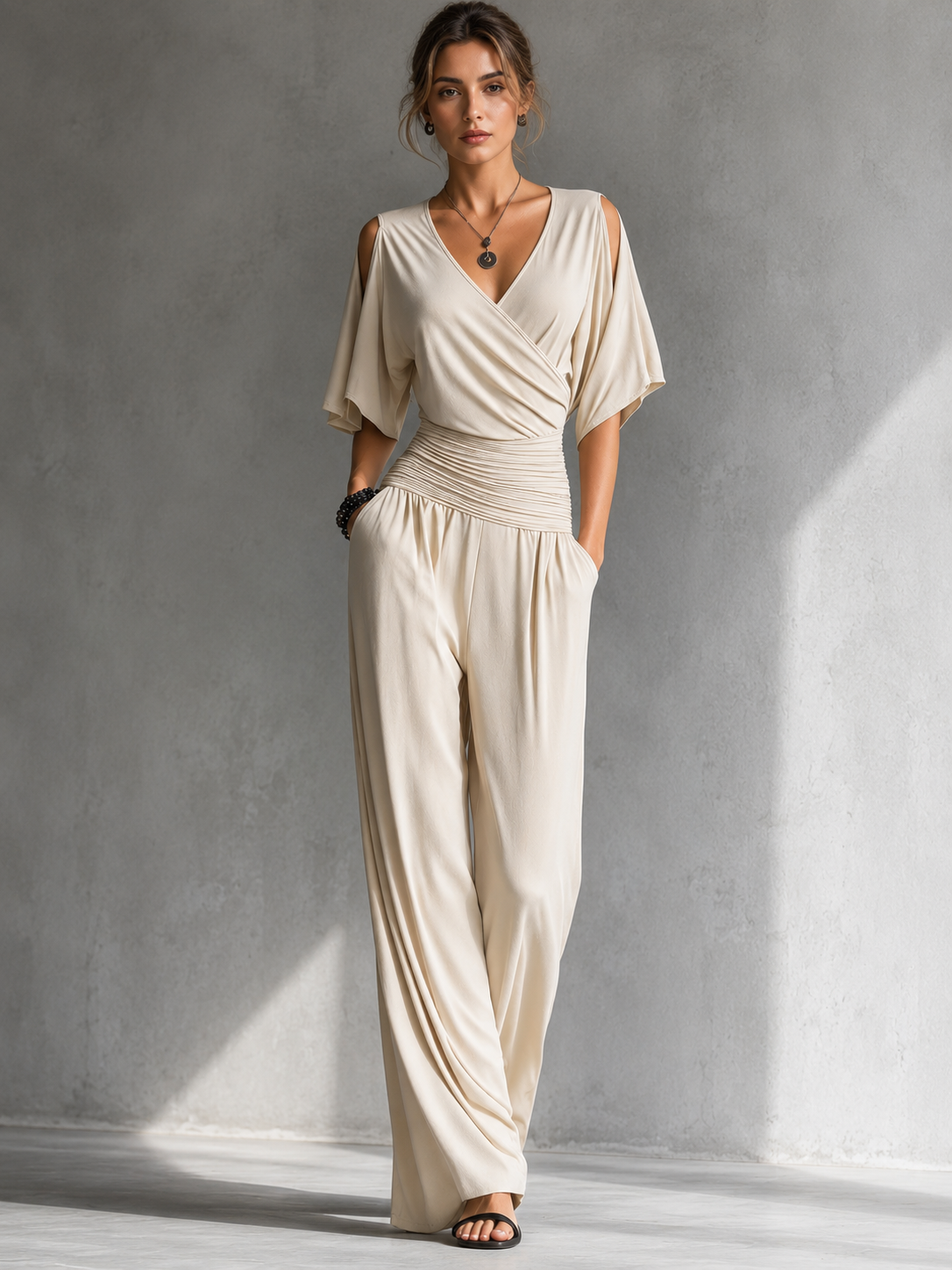 Alia |  Conjunto elegante con efecto cruzado y pernera ancha