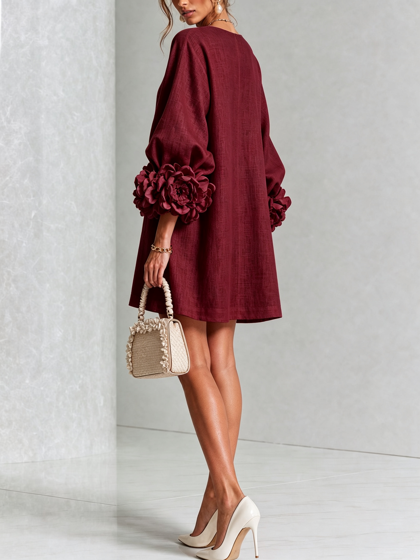 Rumi | Minivestido con estampado floral y botones, con llamativos puños florales