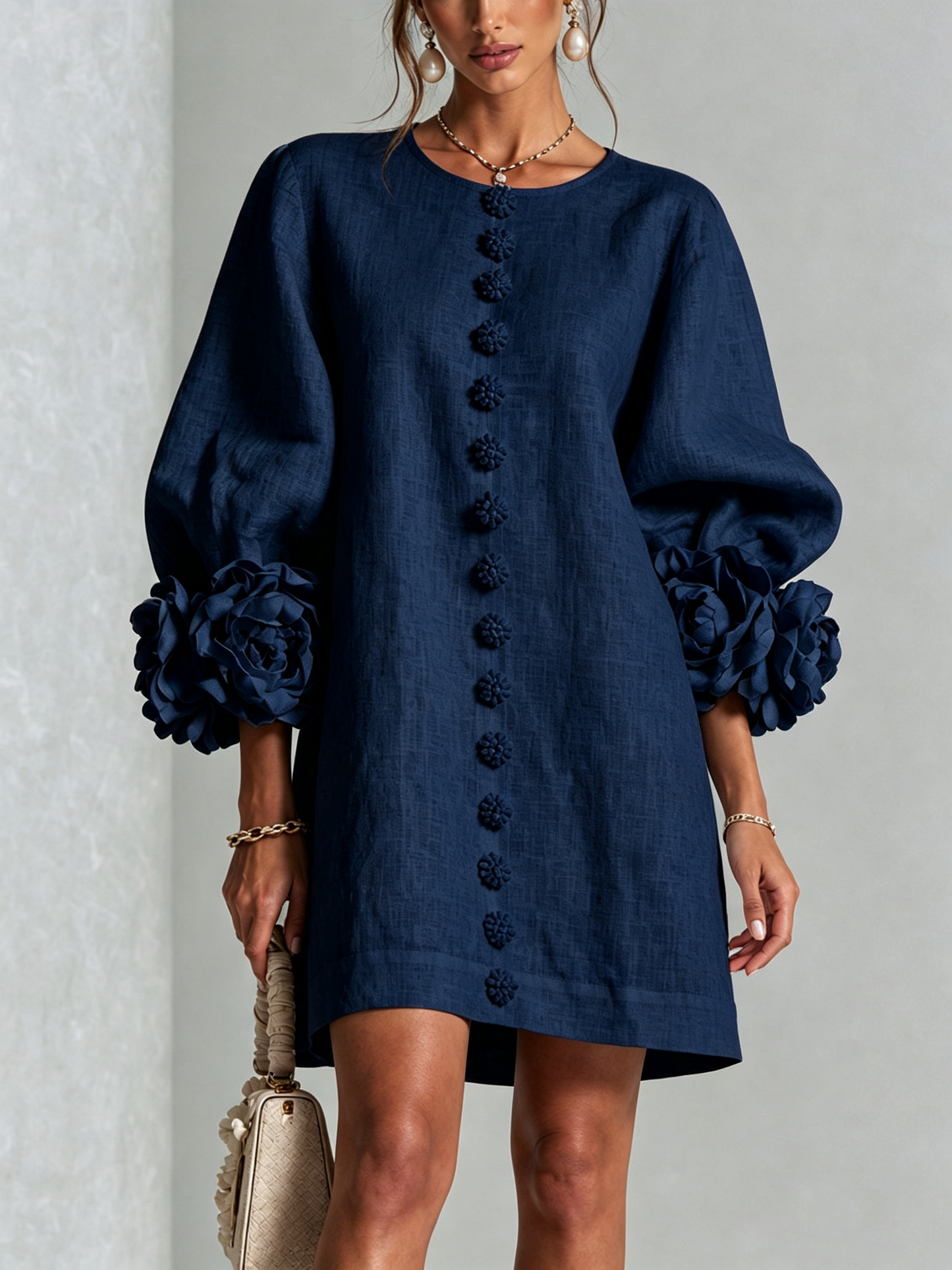 Rumi | Minivestido con estampado floral y botones, con llamativos puños florales