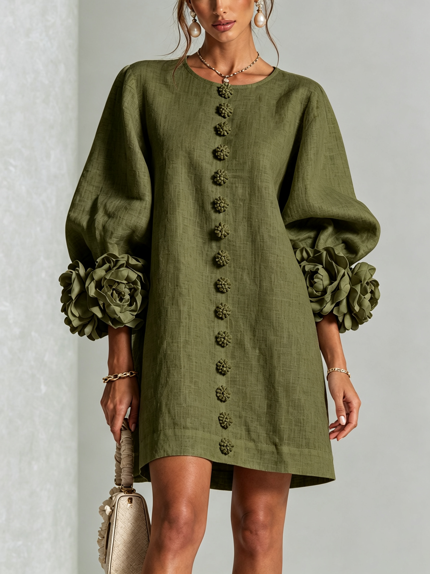 Rumi | Minivestido con estampado floral y botones, con llamativos puños florales