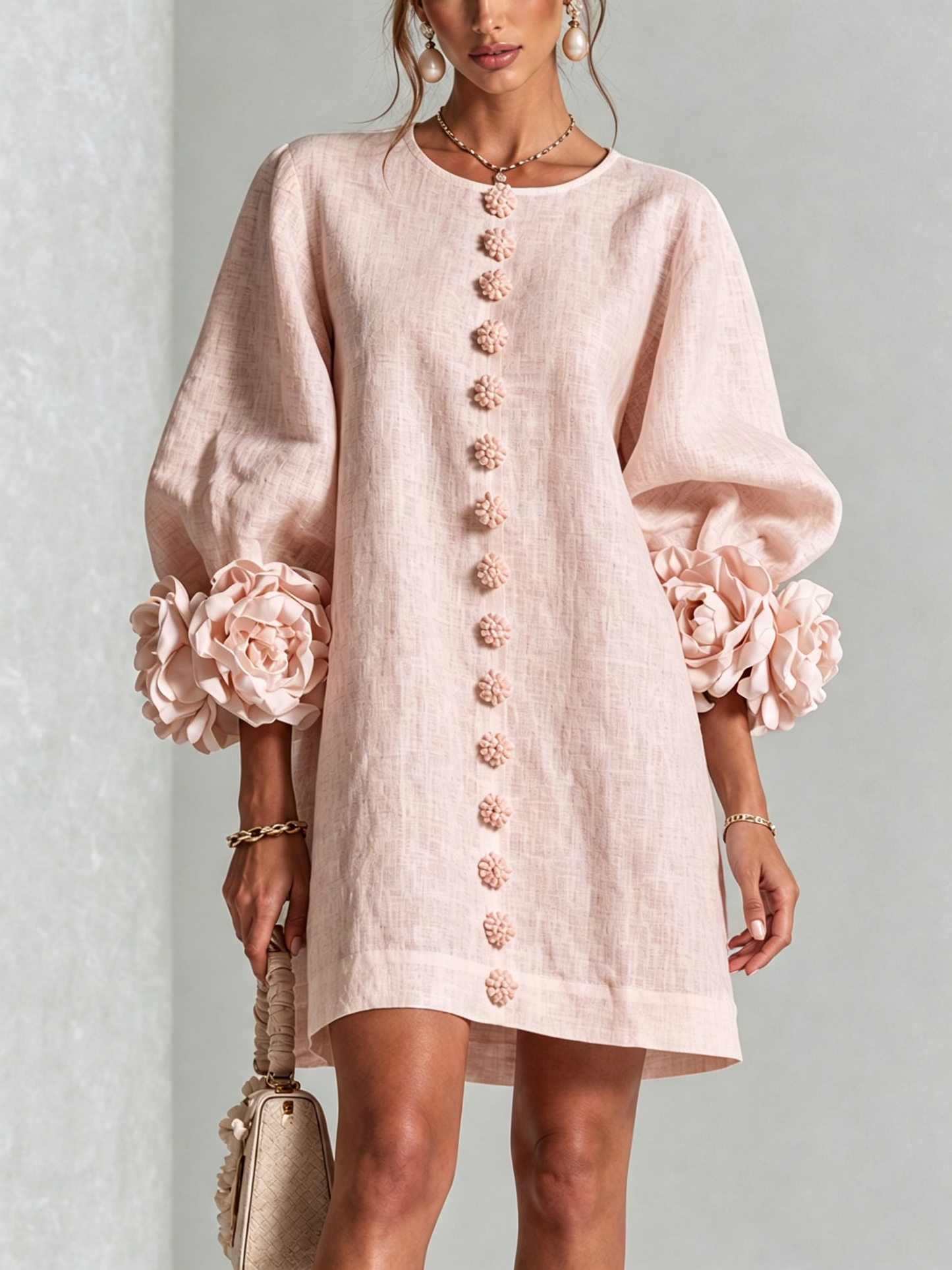 Rumi | Minivestido con estampado floral y botones, con llamativos puños florales
