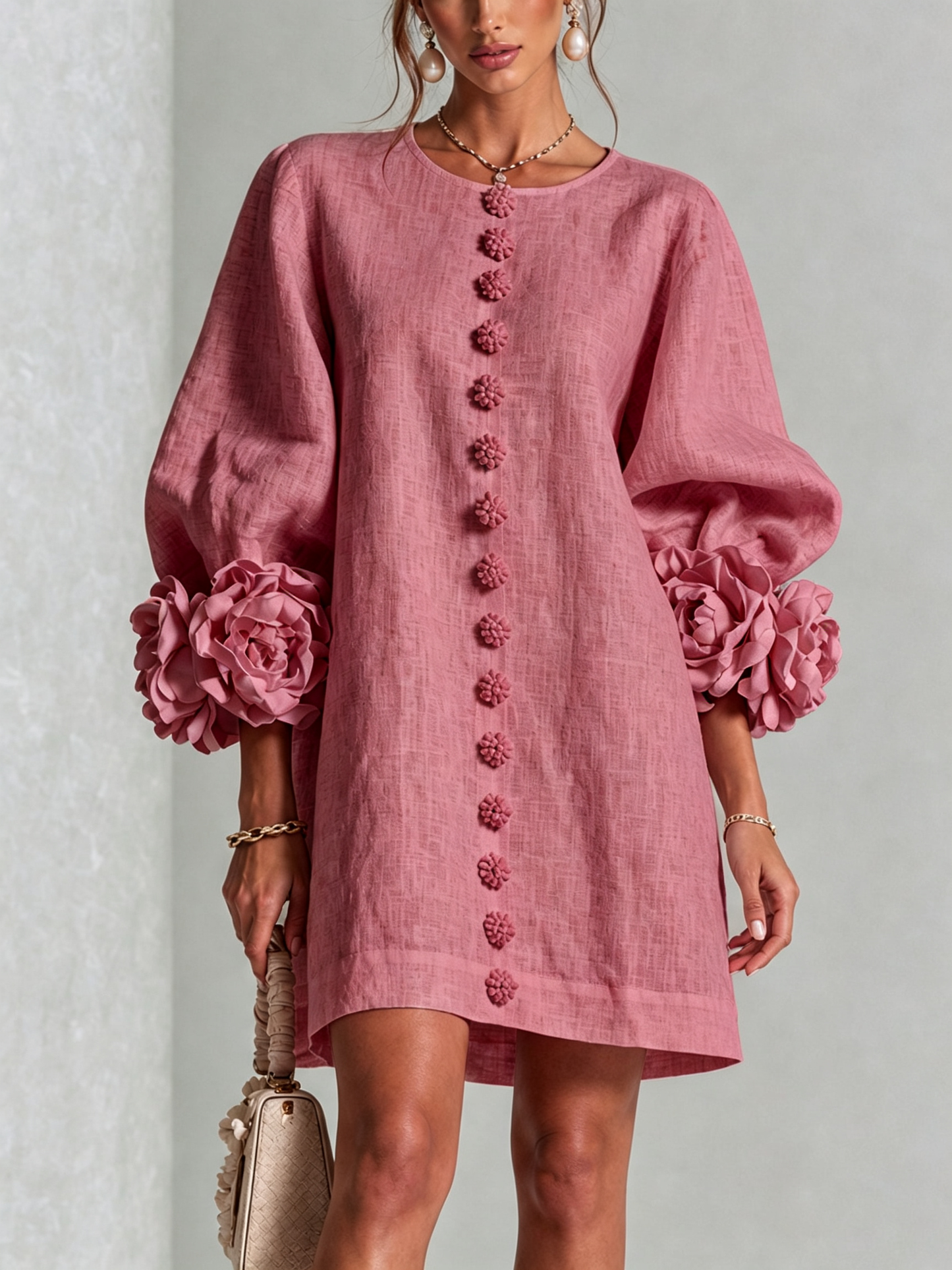 Rumi | Minivestido con estampado floral y botones, con llamativos puños florales