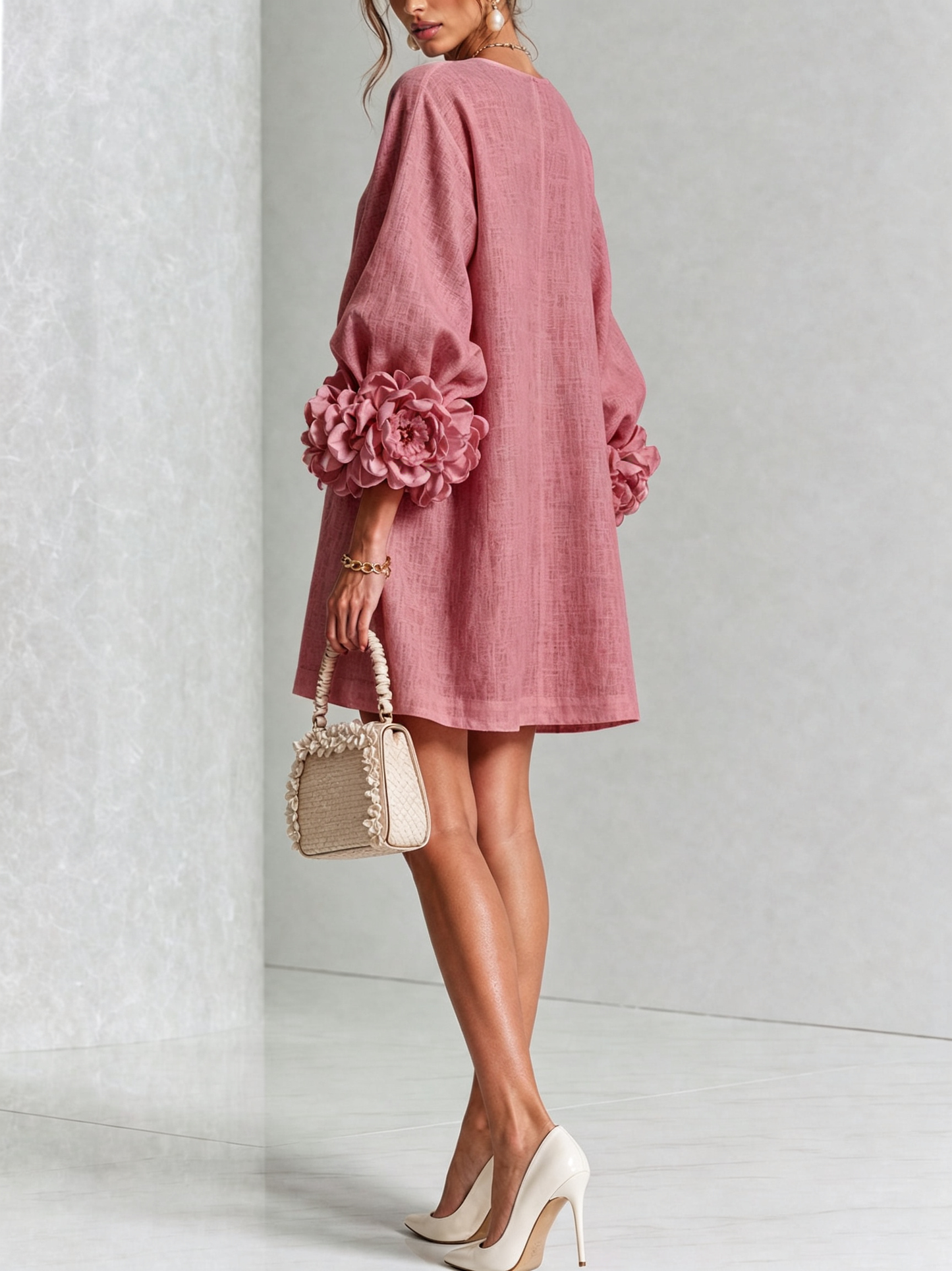 Rumi | Minivestido con estampado floral y botones, con llamativos puños florales
