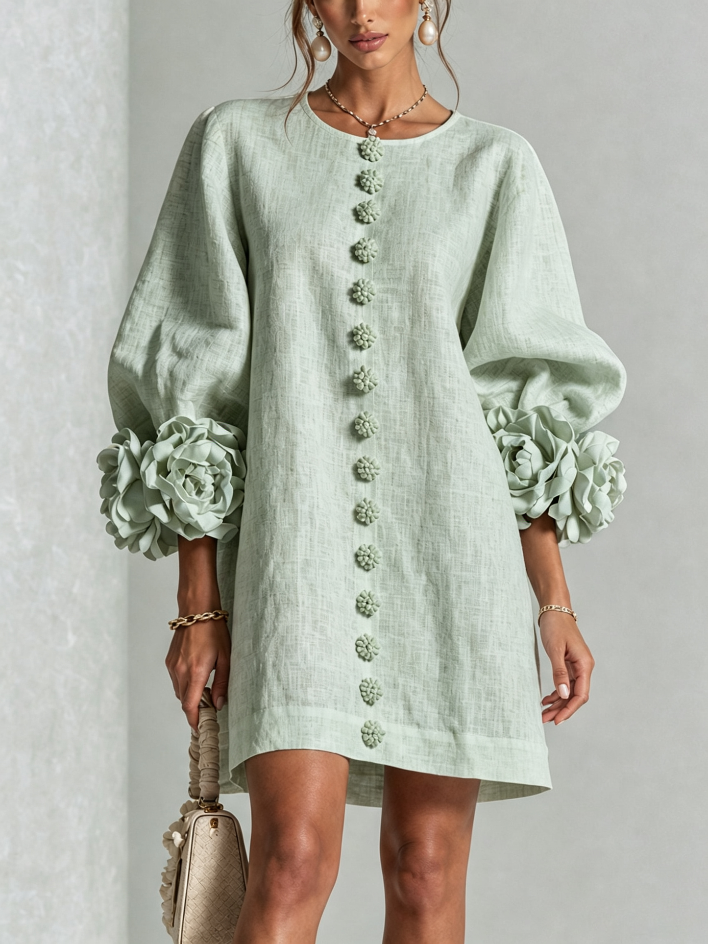 Rumi | Minivestido con estampado floral y botones, con llamativos puños florales