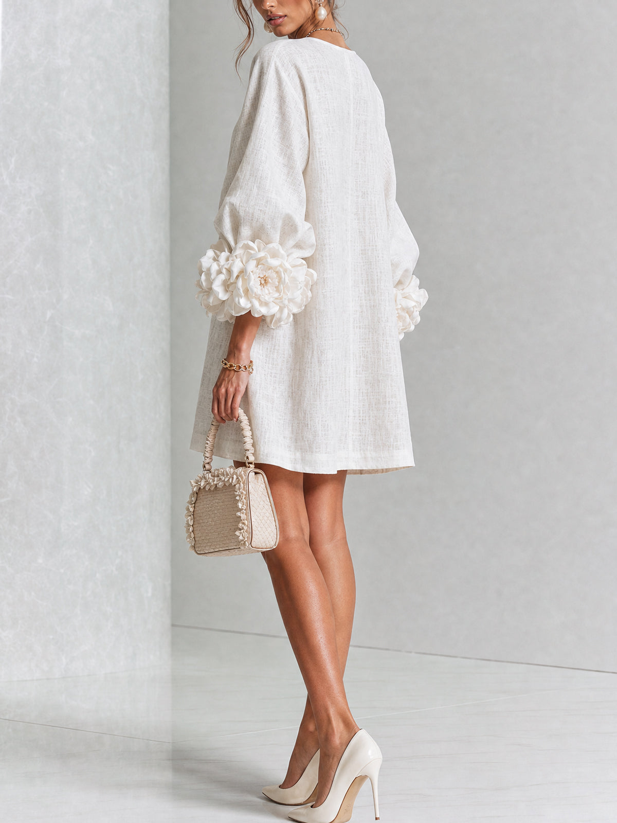 Rumi | Minivestido con estampado floral y botones, con llamativos puños florales