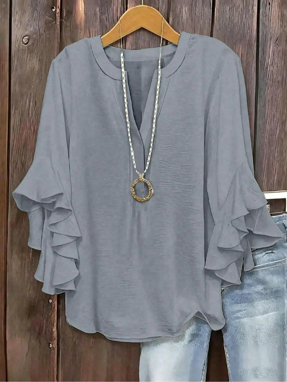 Trini | Blusa floral holgada con mangas con volantes que favorece los brazos y el vientre